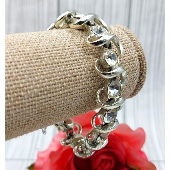 Beautiful Vintage CORO Silver Tone Swirl Crystal Link Bracelet Safety Chain 7" - Picture 6 of 11